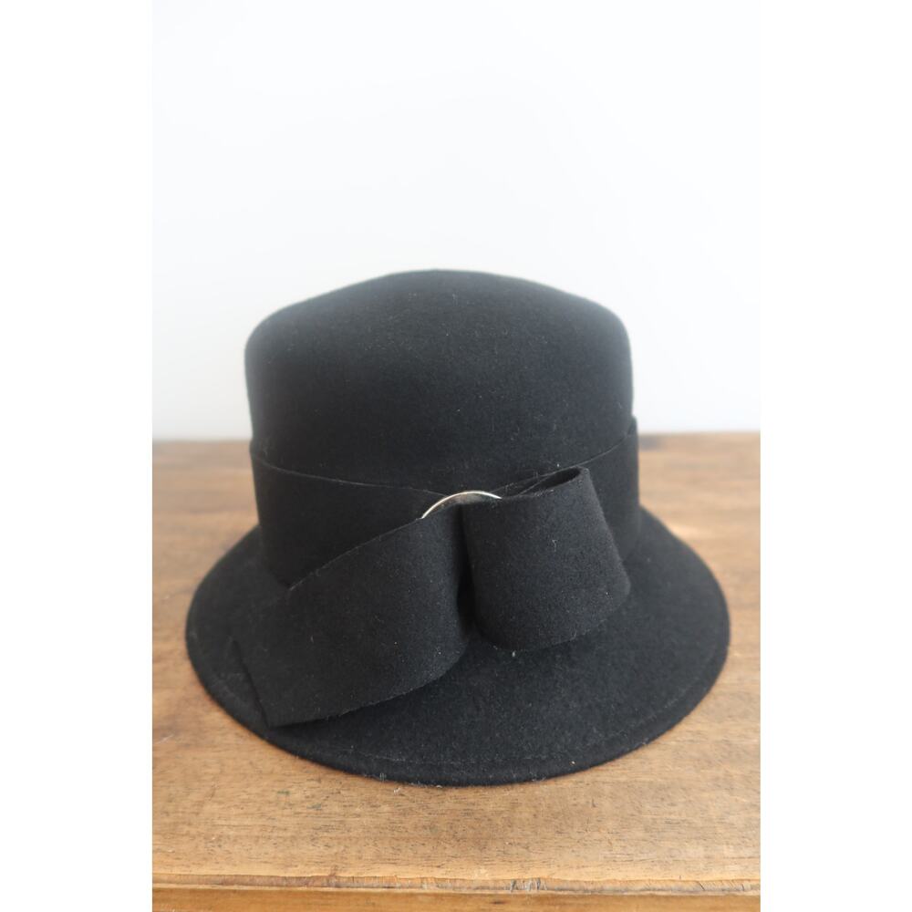 Betmar New York H1227 Black Wool Cloche Hat with Decorative Band